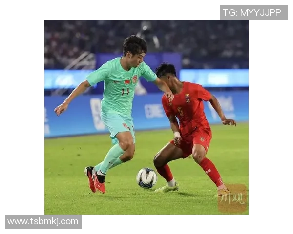 成都足球队在亚运会积分榜上以52分稳居第一名引发关注